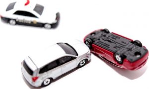 車両保険と対物賠償保険の違い