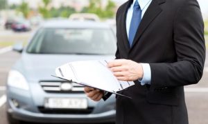 車両保険の保険金額の決め方・設定方法・いくらにするか