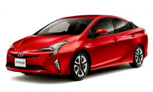 トヨタ プリウスの自動車保険料が安い保険会社は?【40代男性】