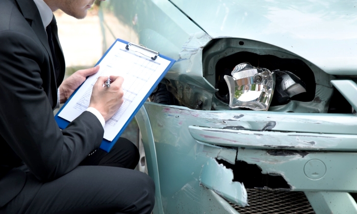車両保険の免責の意味と保険料節約