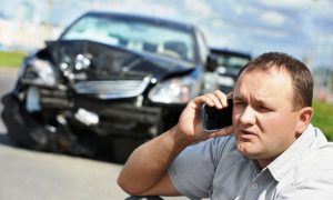 事故を起こしたあとは車両保険に加入できるのか