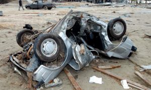 地震・噴火・津波損害は一時金特約の付帯で補償される【車両保険】