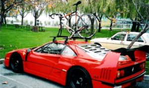 ロードバイク（自転車）を車に乗せて運ぶ方法