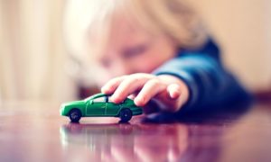 しばらく車に乗らないときの自動車保険手続き【中断・等級】