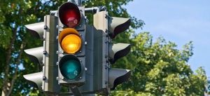 信号無視をして交通違反で捕まったときの点数や罰金