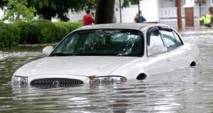 中古車を選ぶときには水没車や冠水車に注意して見分けよう