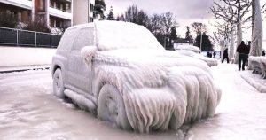 寒冷地で駐車するときの注意点【サイドブレーキ】
