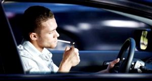 禁煙車と喫煙車で買取や下取り査定に差が出るのか【タバコ】