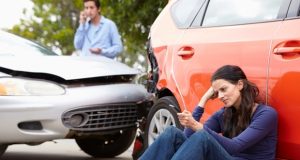 自動車保険に入っていない車からぶつけられたときに役立つ無保険車傷害保険