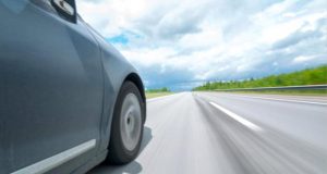 引っ越しをするときの車の住所変更手続き方法【車庫証明・免許証】