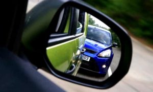 煽り（あおり）運転されたときの対策・対処法